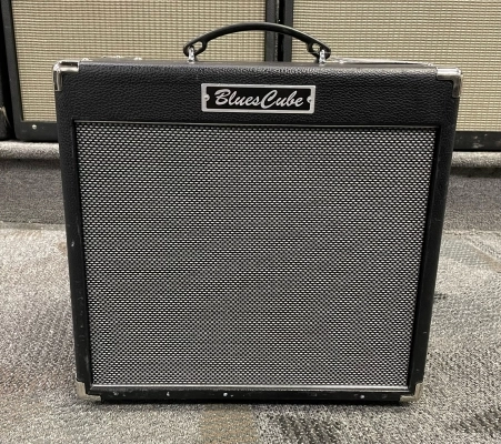 ROLAND BLUES CUBE HOT COMBO BLACK